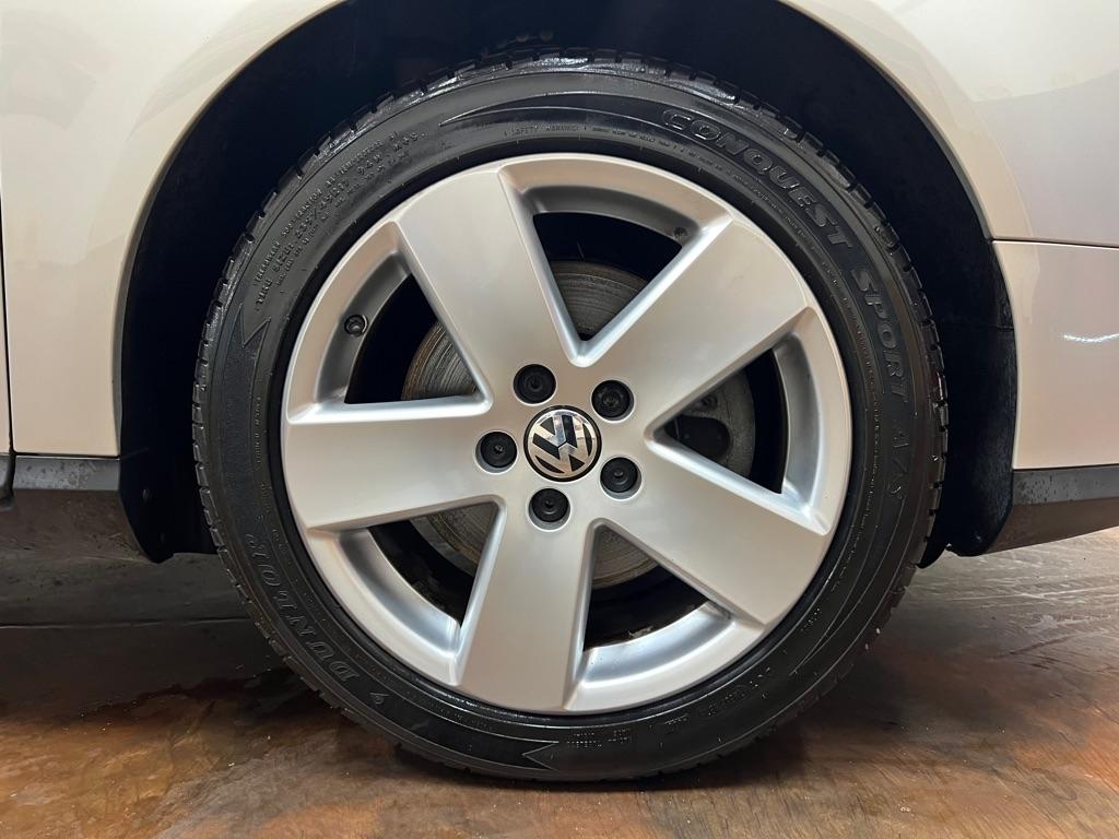 Volkswagen Passat Wagon 4dr Auto Komfort FWD 2009