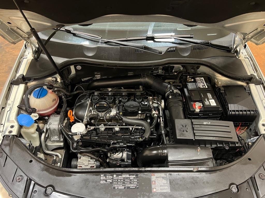 Volkswagen Passat Wagon 4dr Auto Komfort FWD 2009