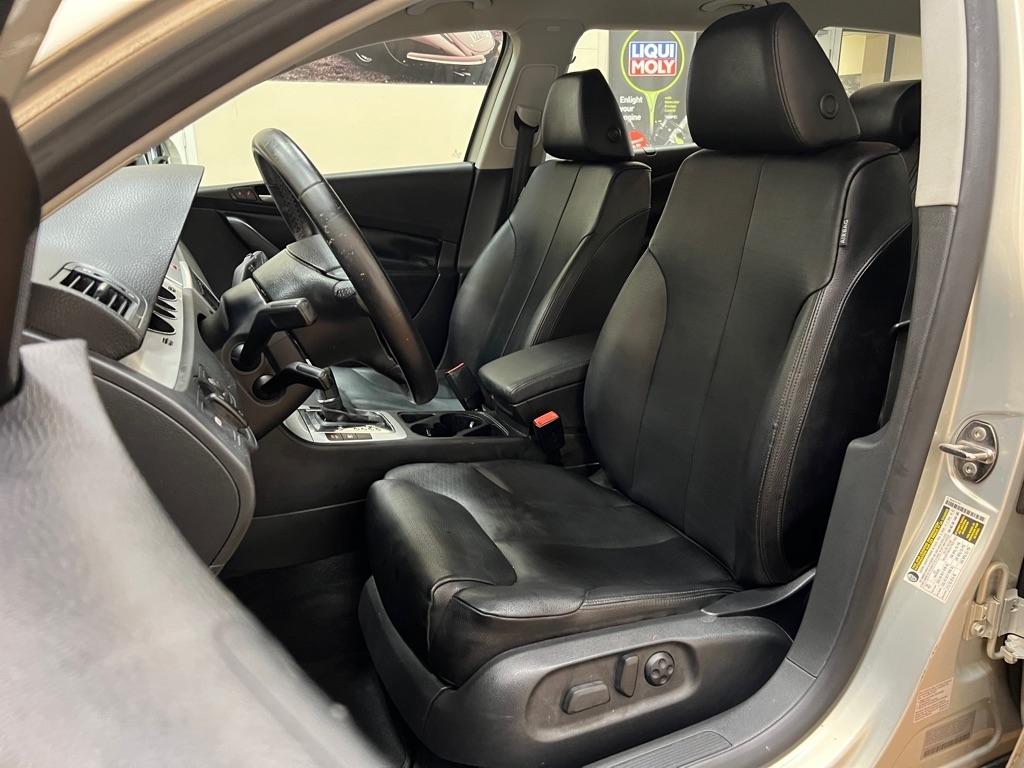 Volkswagen Passat Wagon 4dr Auto Komfort FWD 2009