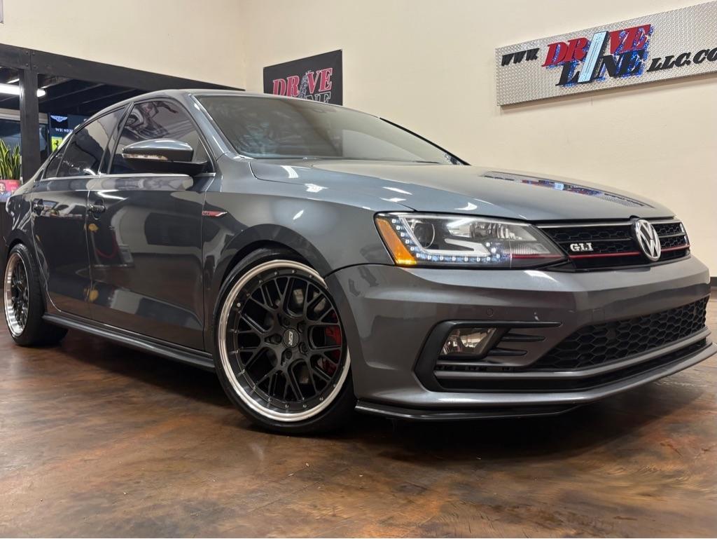 2016 Volkswagen Jetta 2.0T GLI SE Auto's photo