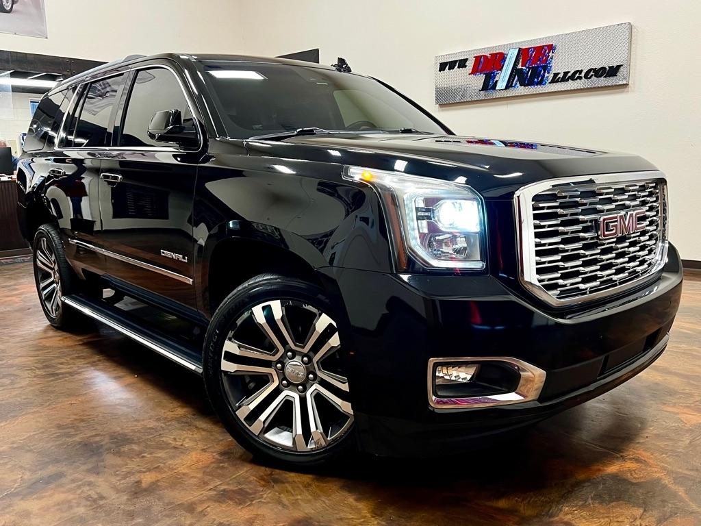 2018 GMC Yukon 4WD Denali's photo
