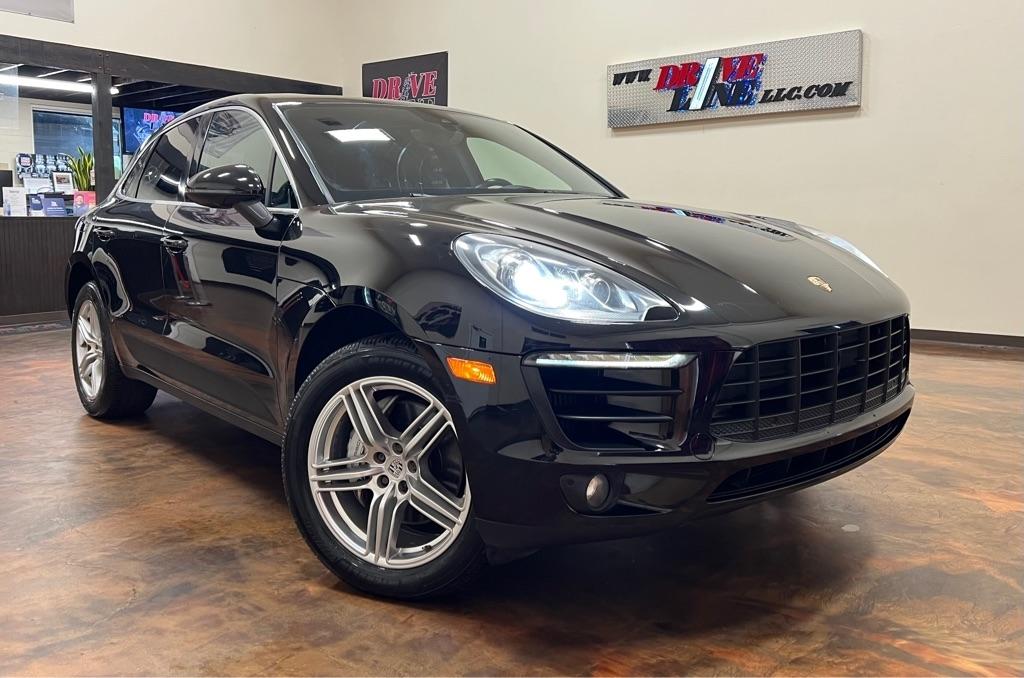 2015 Porsche Macan AWD 4dr S