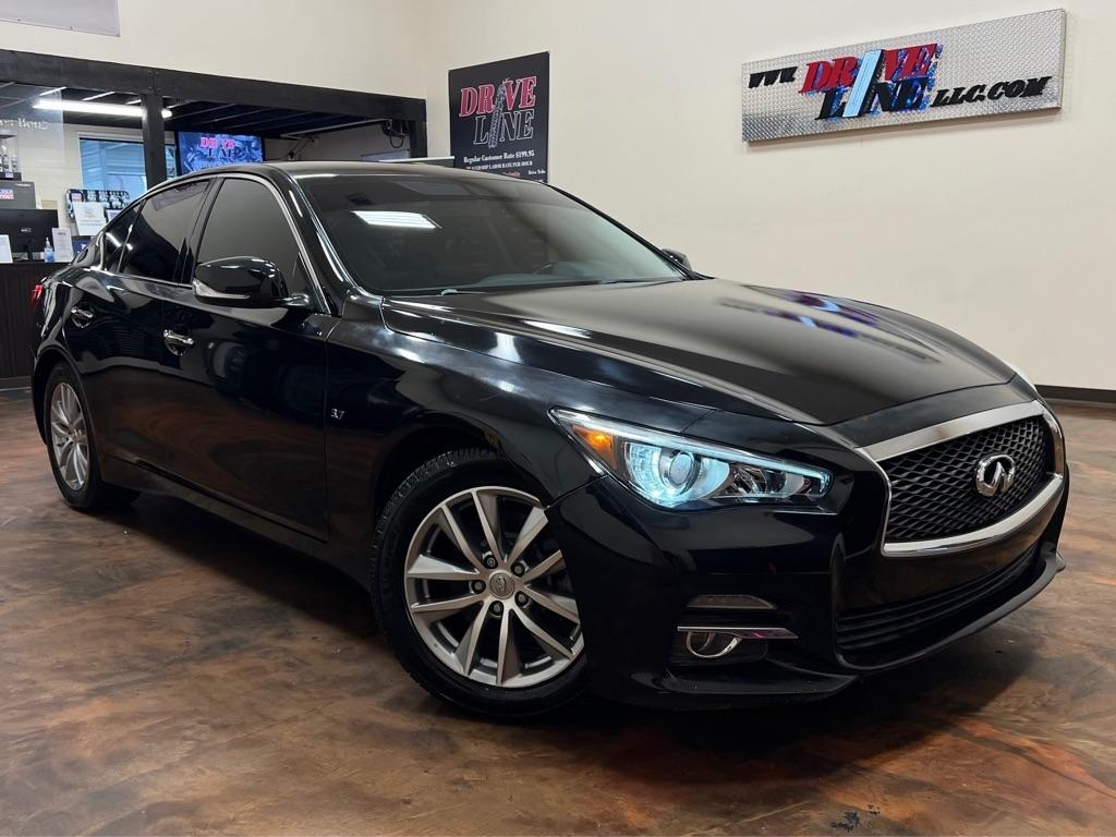2015 INFINITI Q50
