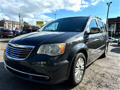 2012 Chrysler Town & Country 