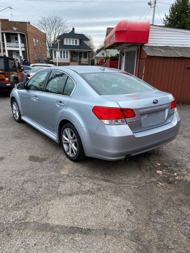Subaru Legacy 2.5i Premium 2014