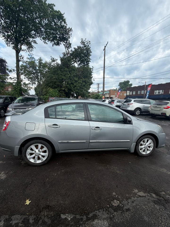Nissan Sentra  2011