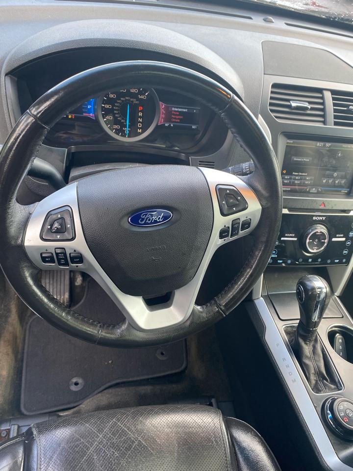 Ford Explorer  2012