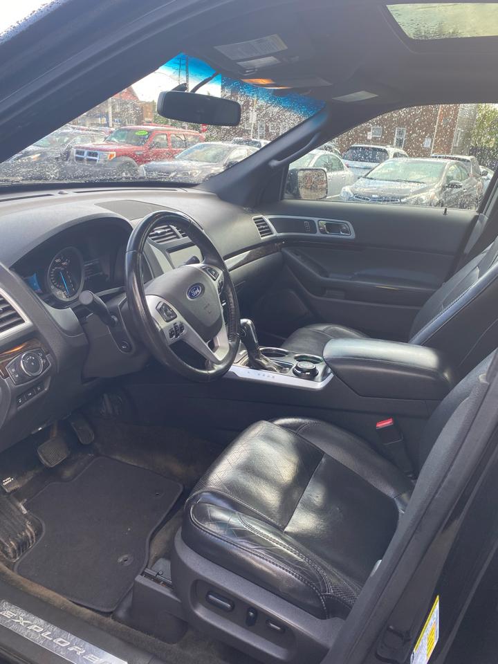 Ford Explorer  2012