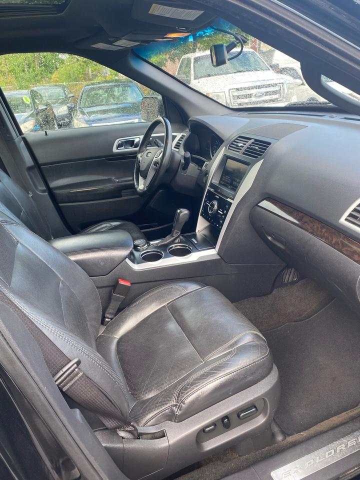 Ford Explorer  2012
