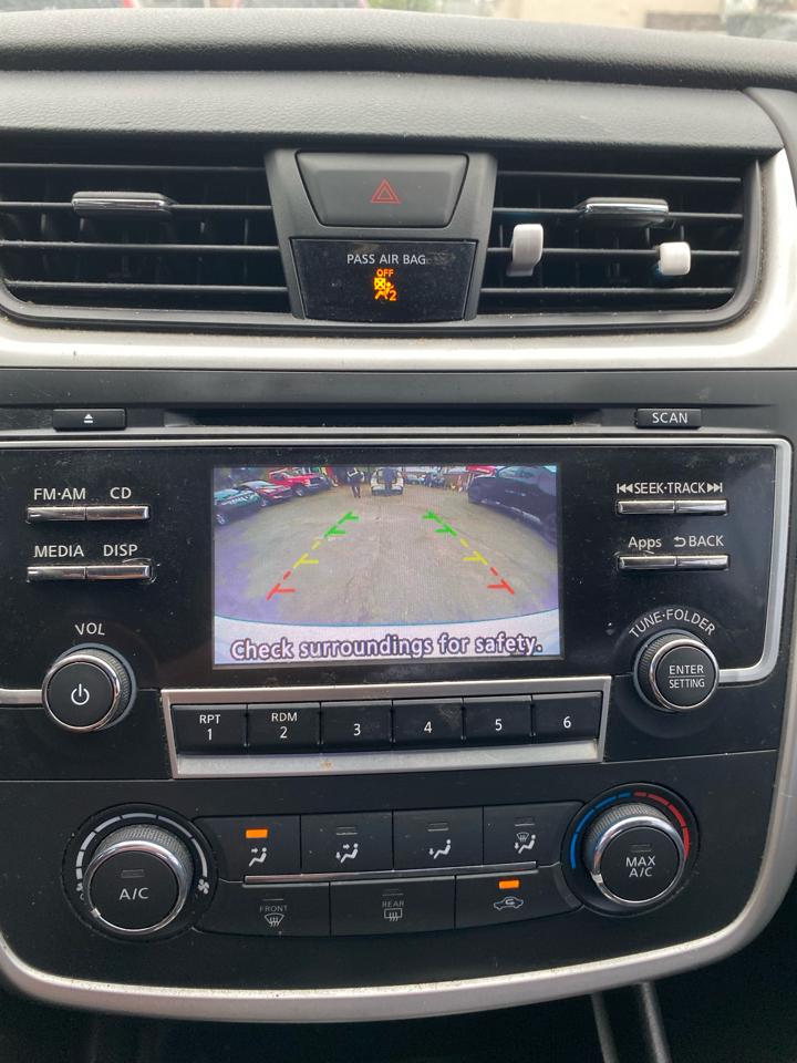 Nissan Altima  2016