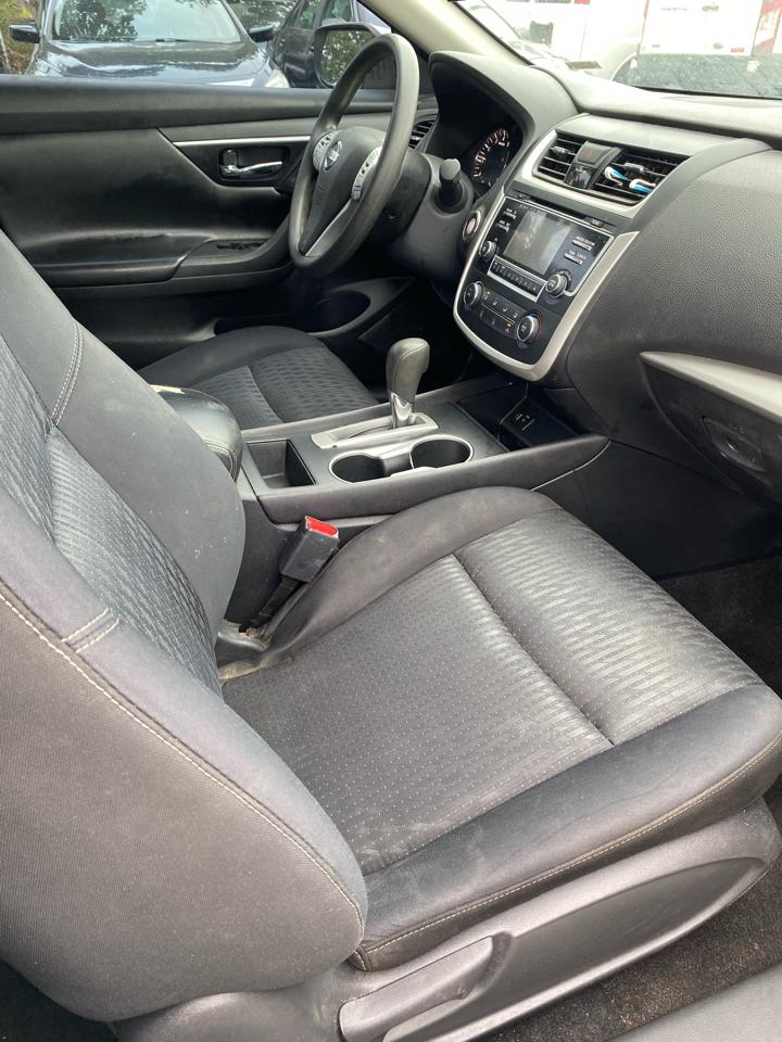 Nissan Altima  2016