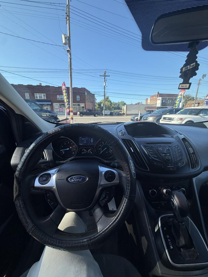 Ford Escape  2013