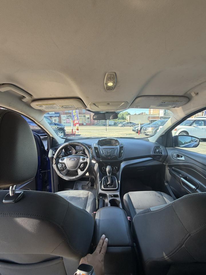 Ford Escape  2013