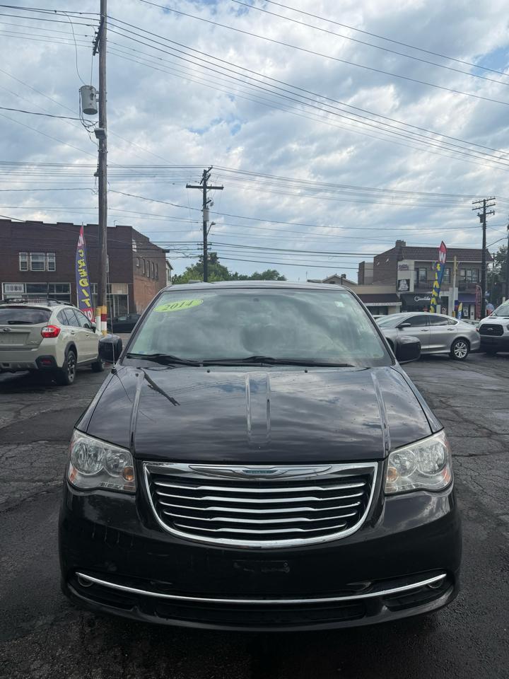 Chrysler Town & Country  2014