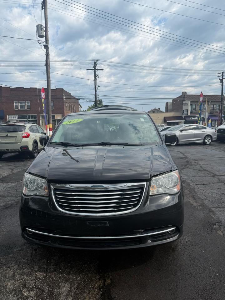 Chrysler Town & Country  2014