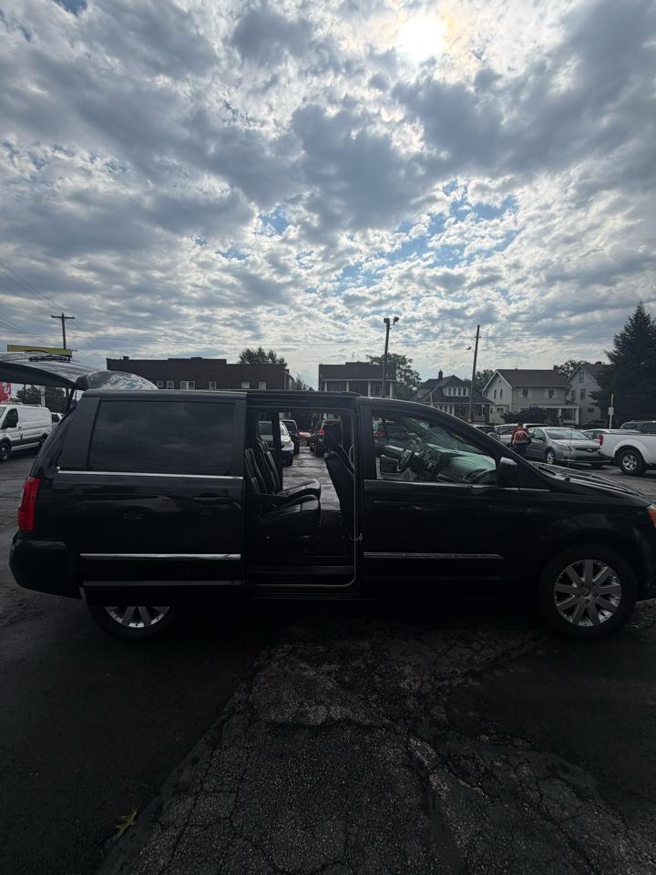 Chrysler Town & Country  2014