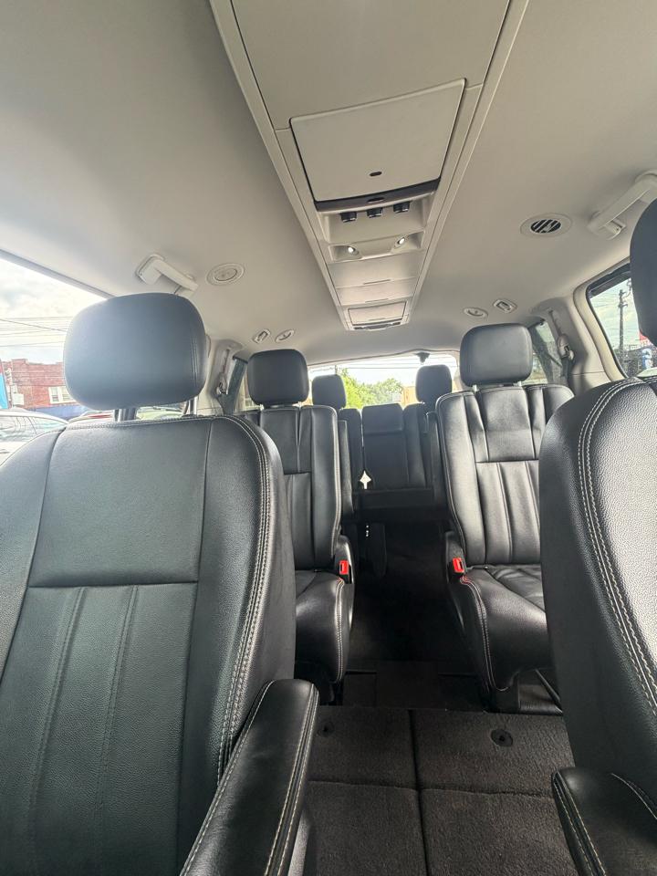 Chrysler Town & Country  2014