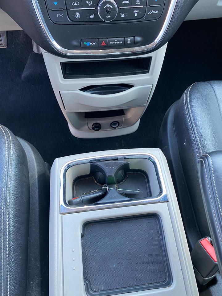 Chrysler Town & Country  2014