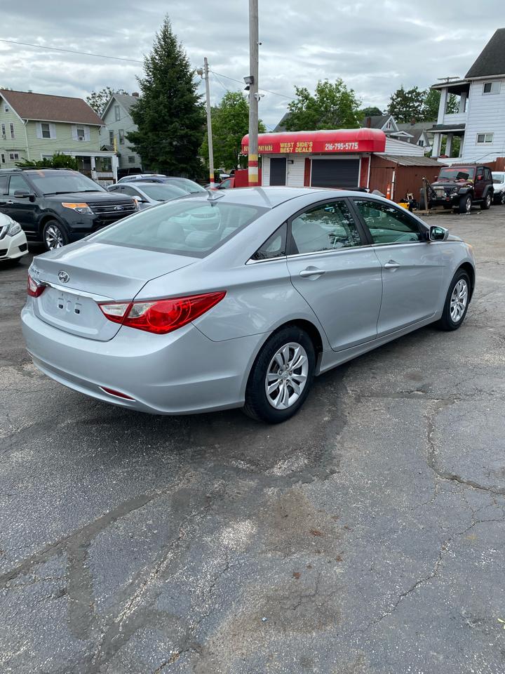 Hyundai Sonata  2011