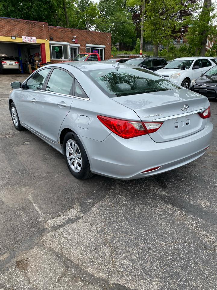 Hyundai Sonata  2011