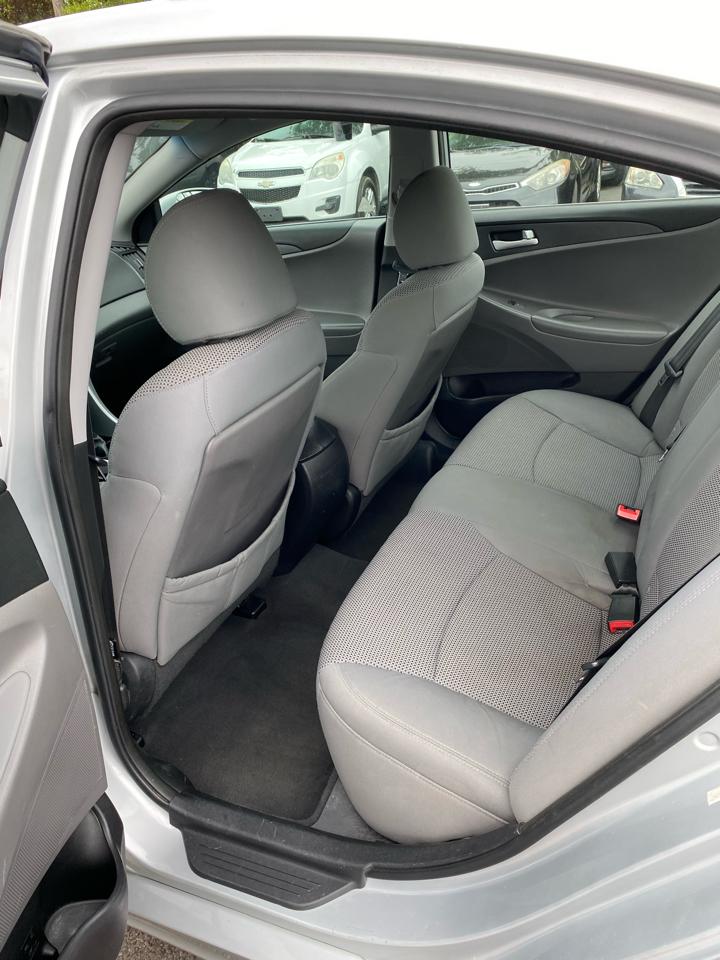 Hyundai Sonata  2011