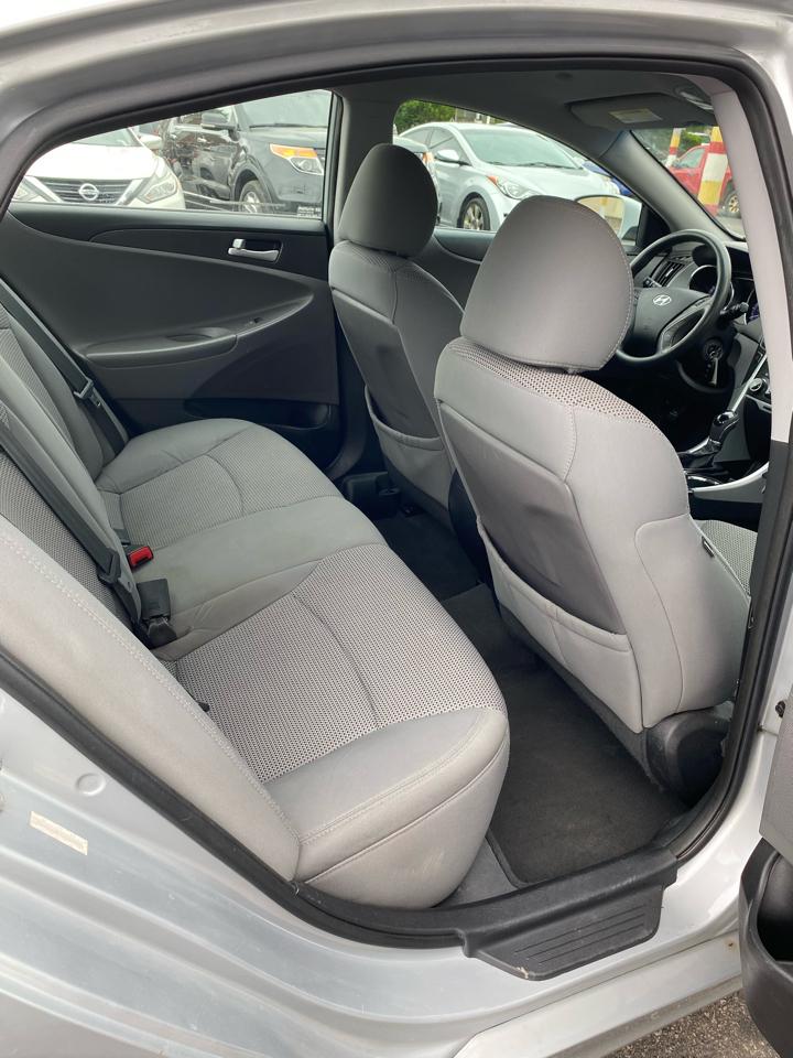 Hyundai Sonata  2011