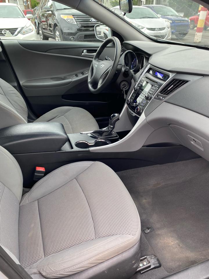 Hyundai Sonata  2011