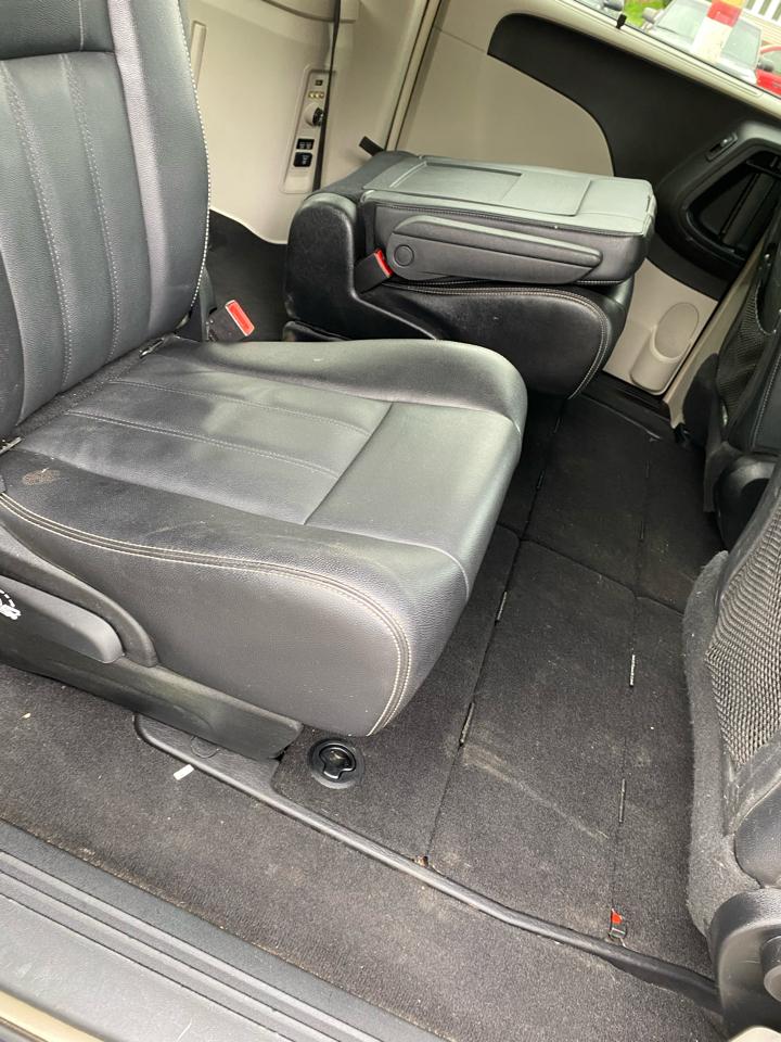 Chrysler Town & Country  2014