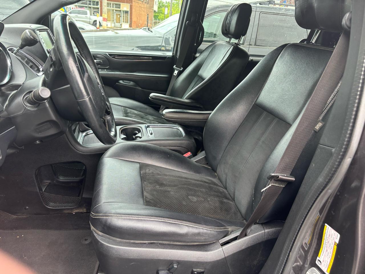 Dodge Grand Caravan  2016