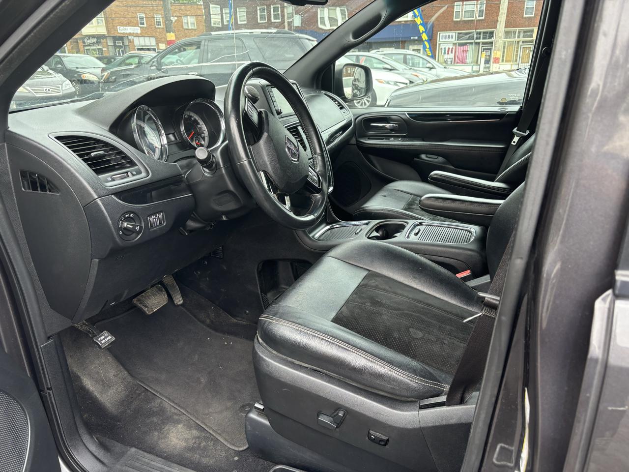 Dodge Grand Caravan  2016