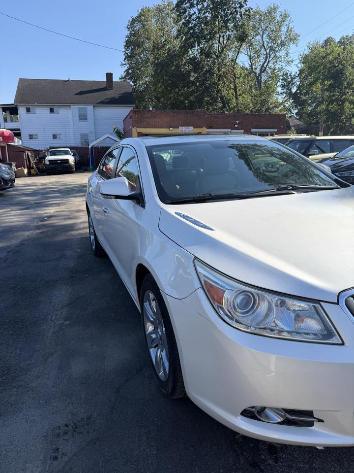 Buick LaCrosse  2010