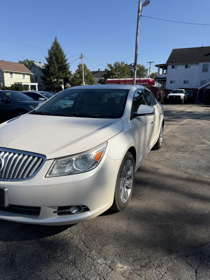 Buick LaCrosse  2010