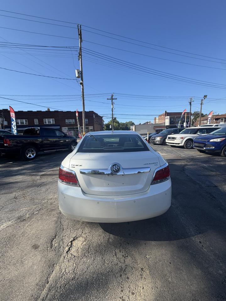 Buick LaCrosse  2010