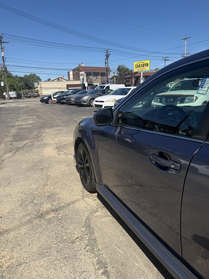 Subaru Legacy  2013