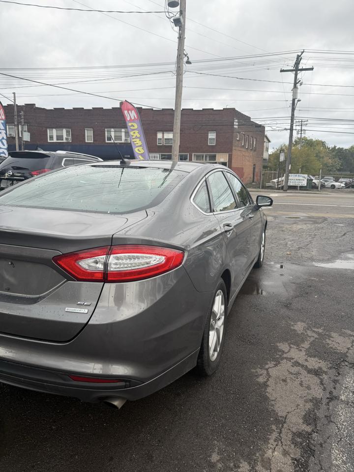 Ford Fusion SE 2014