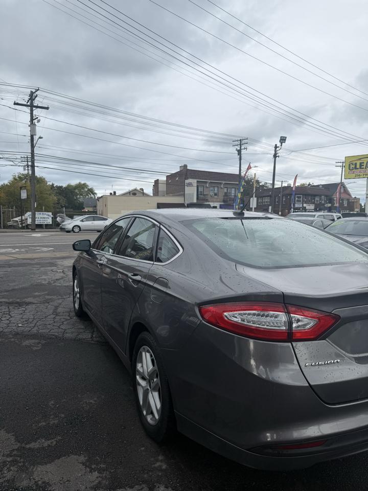 Ford Fusion SE 2014
