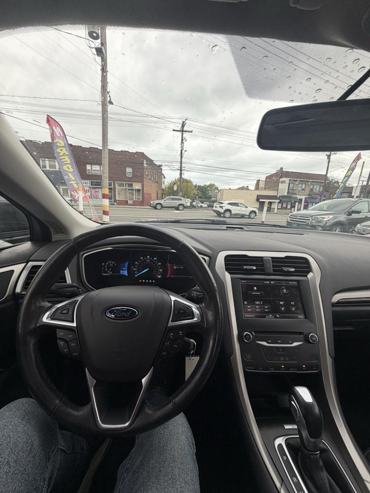 Ford Fusion SE 2014
