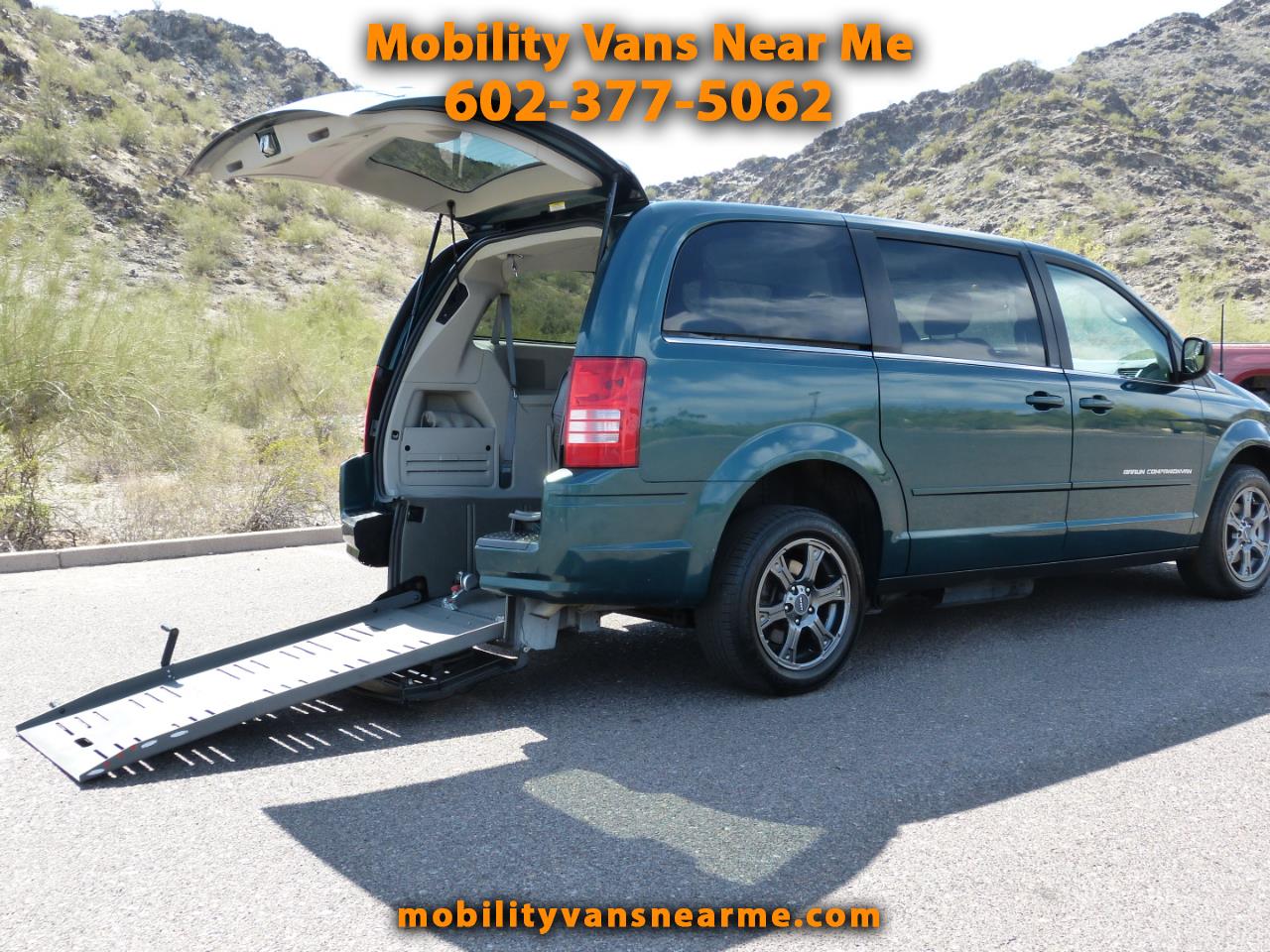 2009 Chrysler Town and Country LX