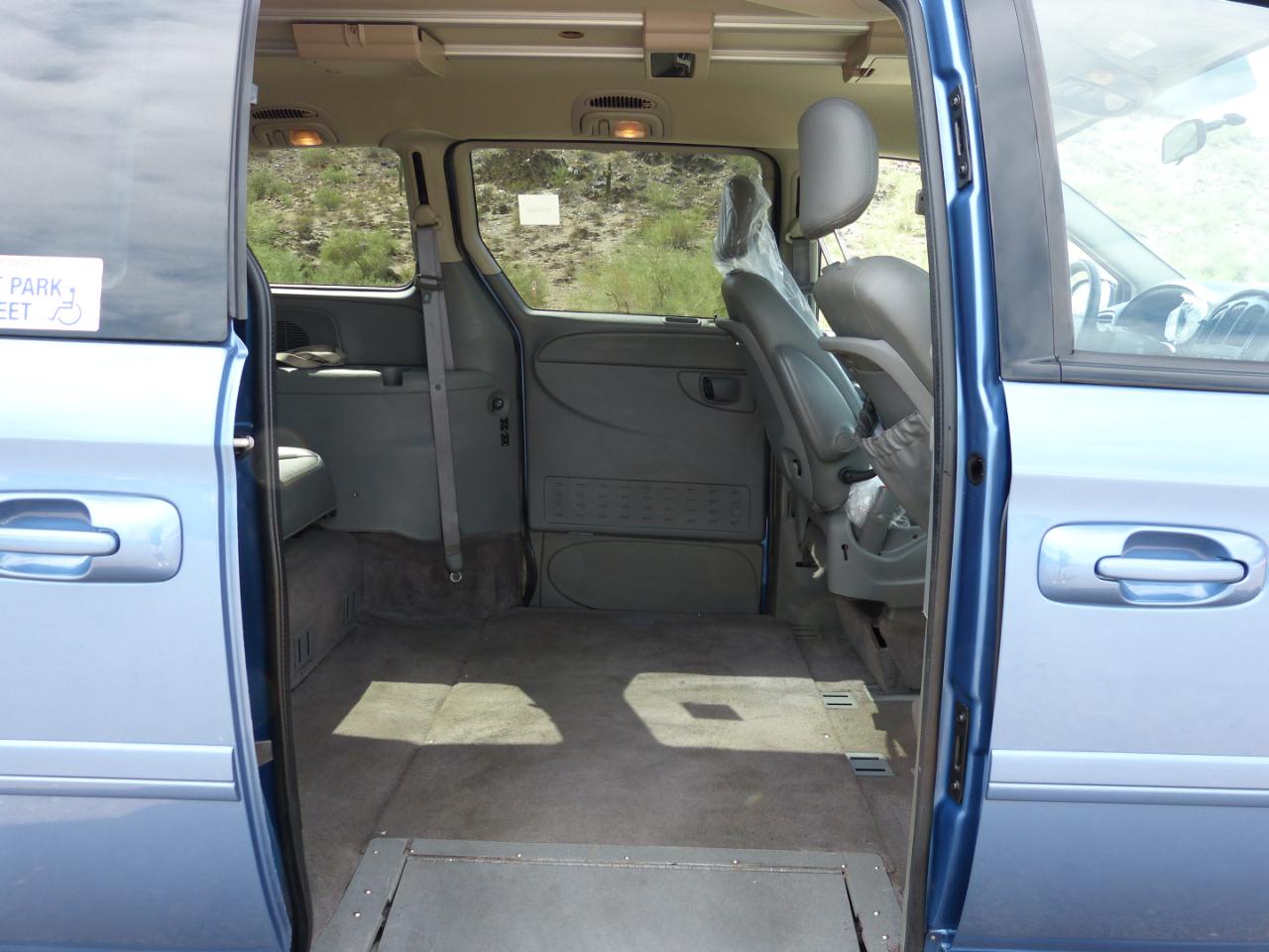 Dodge Caravan/Grand Caravan photo 7