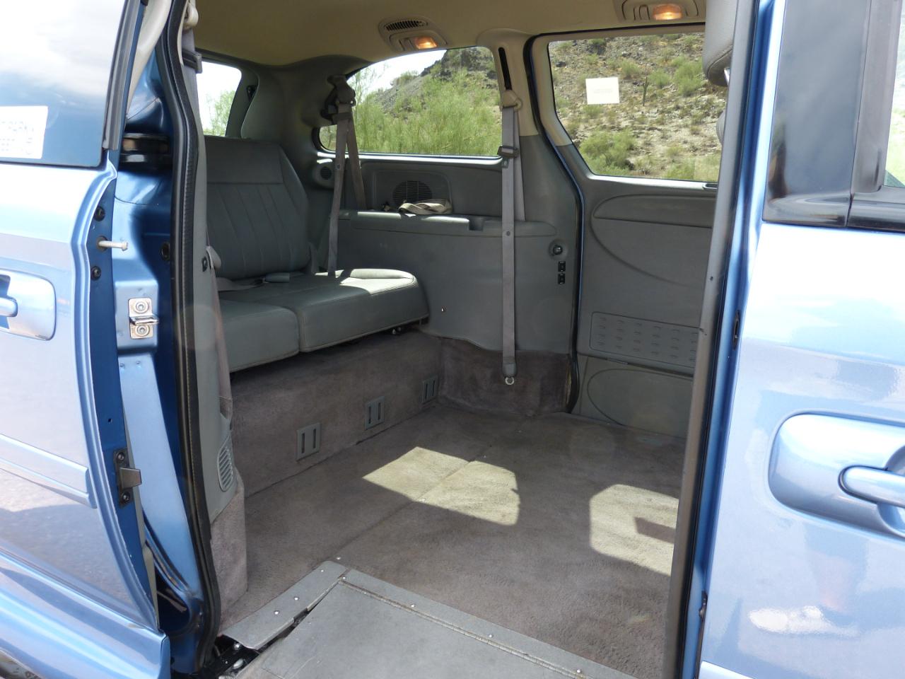 Dodge Caravan/Grand Caravan photo 8