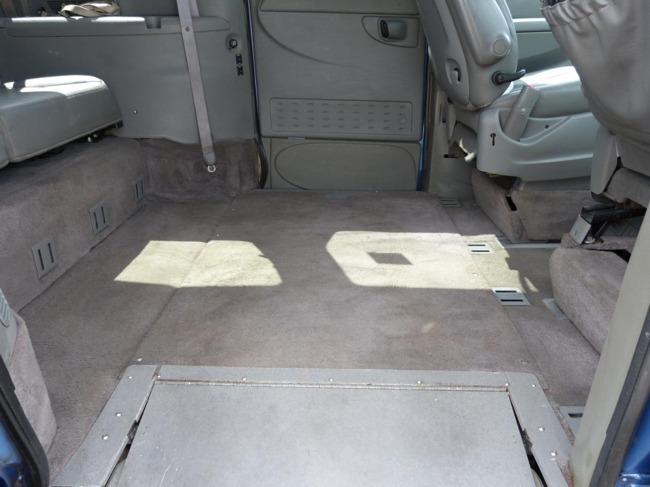 Dodge Caravan/Grand Caravan photo 11