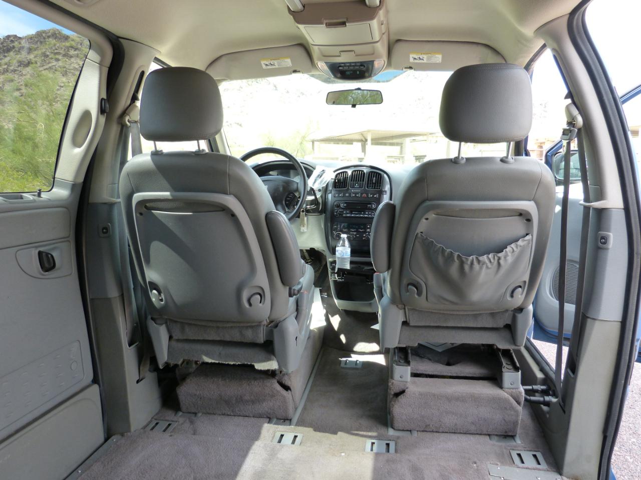 Dodge Caravan/Grand Caravan photo 14