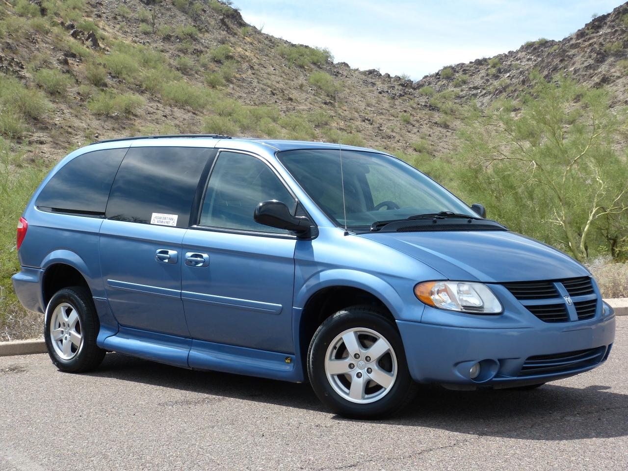 Dodge Caravan/Grand Caravan photo 19