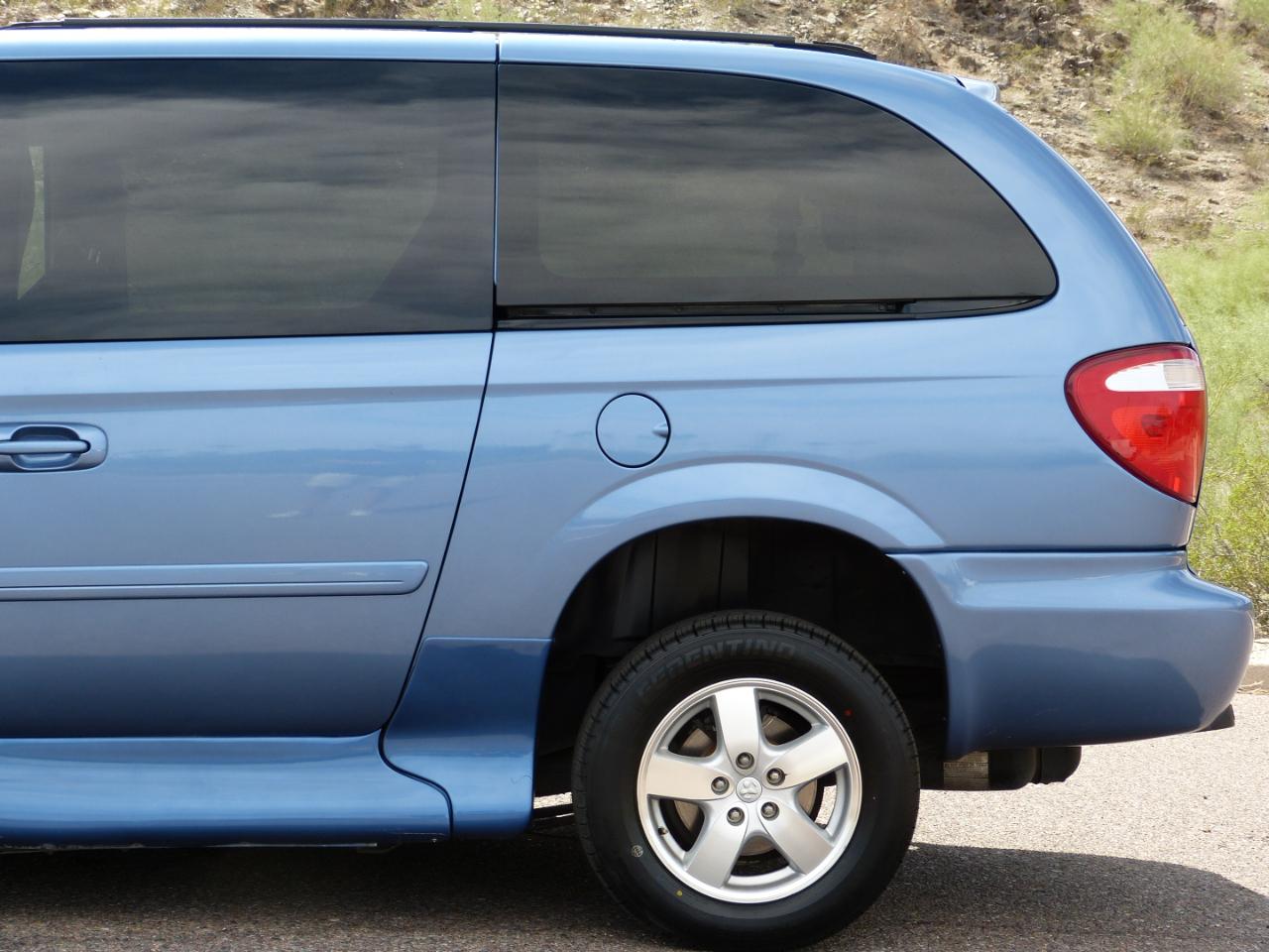 Dodge Caravan/Grand Caravan photo 28