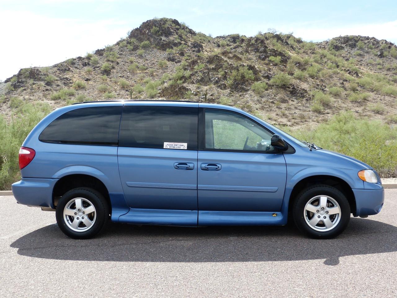 Dodge Caravan/Grand Caravan photo 31