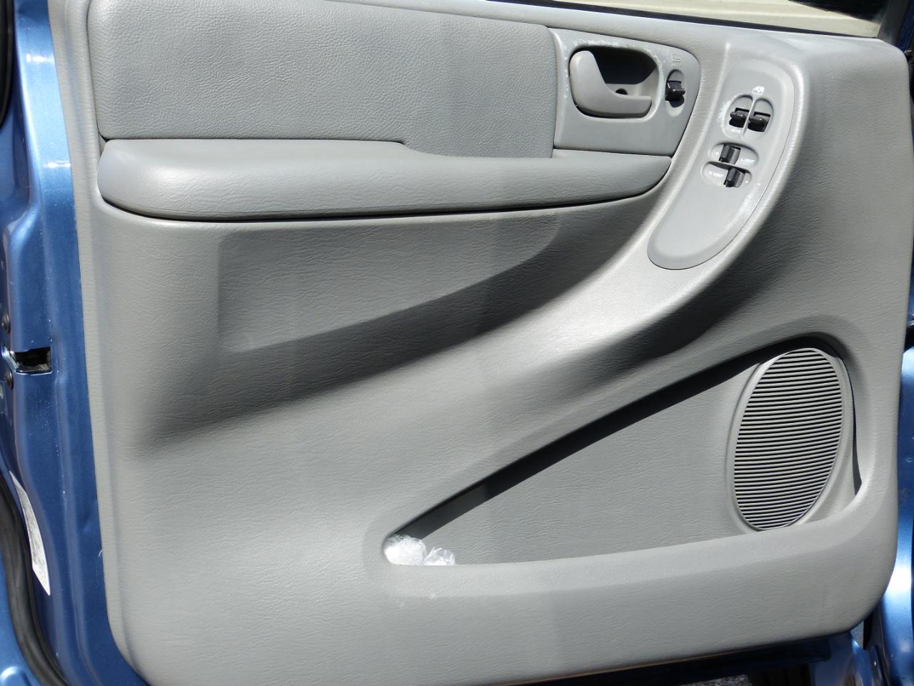 Dodge Caravan/Grand Caravan photo 46