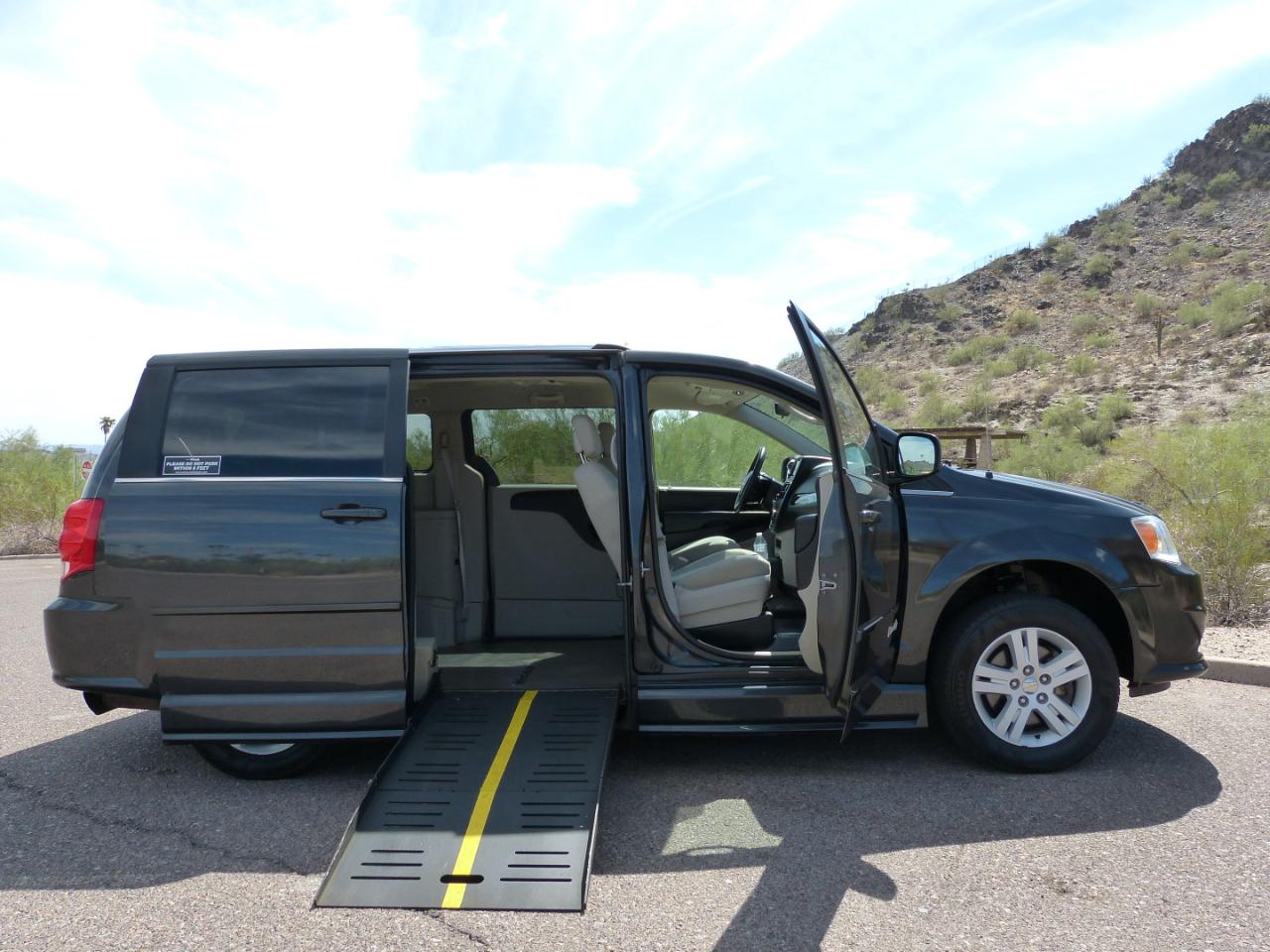 Dodge Grand Caravan photo 19