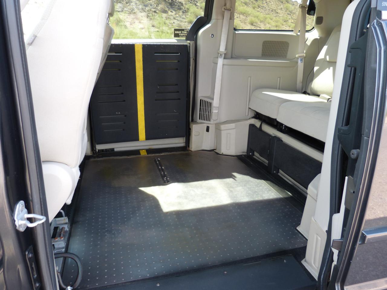 Dodge Grand Caravan photo 41