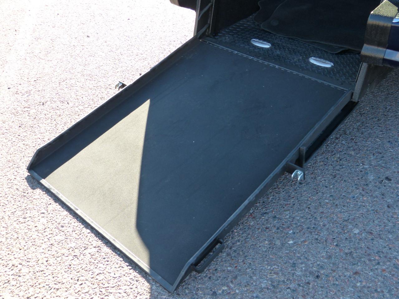 Dodge Grand Caravan photo 9
