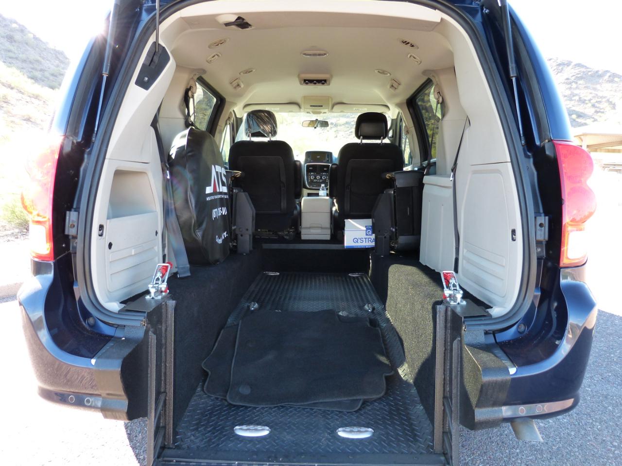 Dodge Grand Caravan photo 10